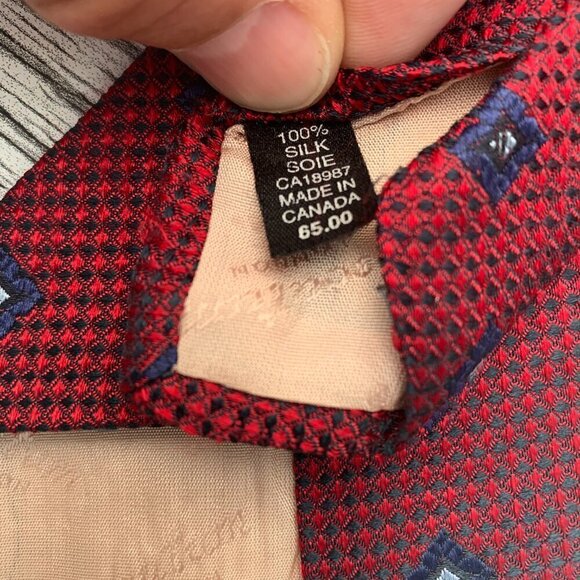 Vintage Aquascutum of London Geometric Print Silk Tie - Picture 5 of 7